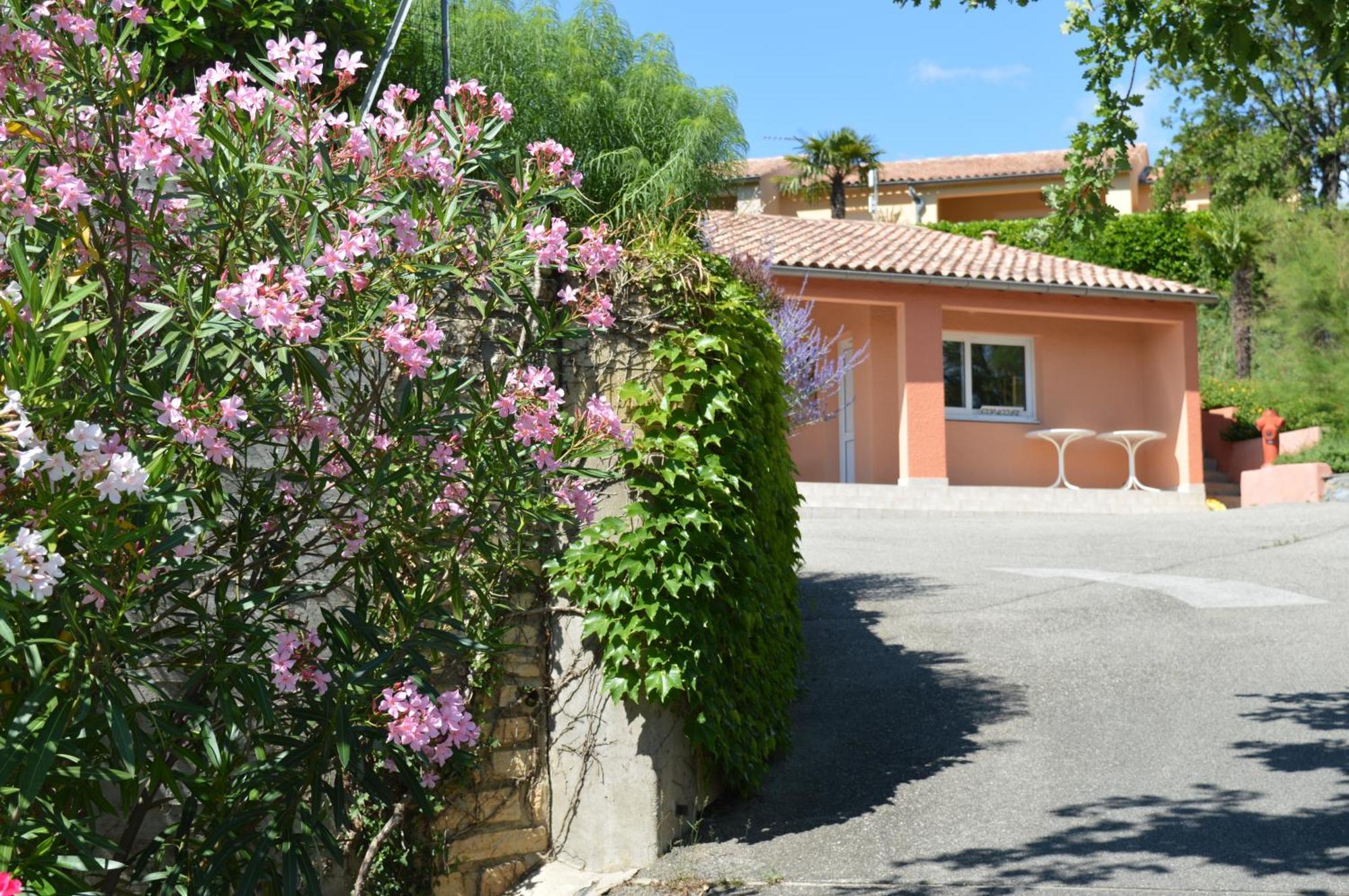 Le Moulin Villa Vallon-Pont-dʼArc Exteriör bild
