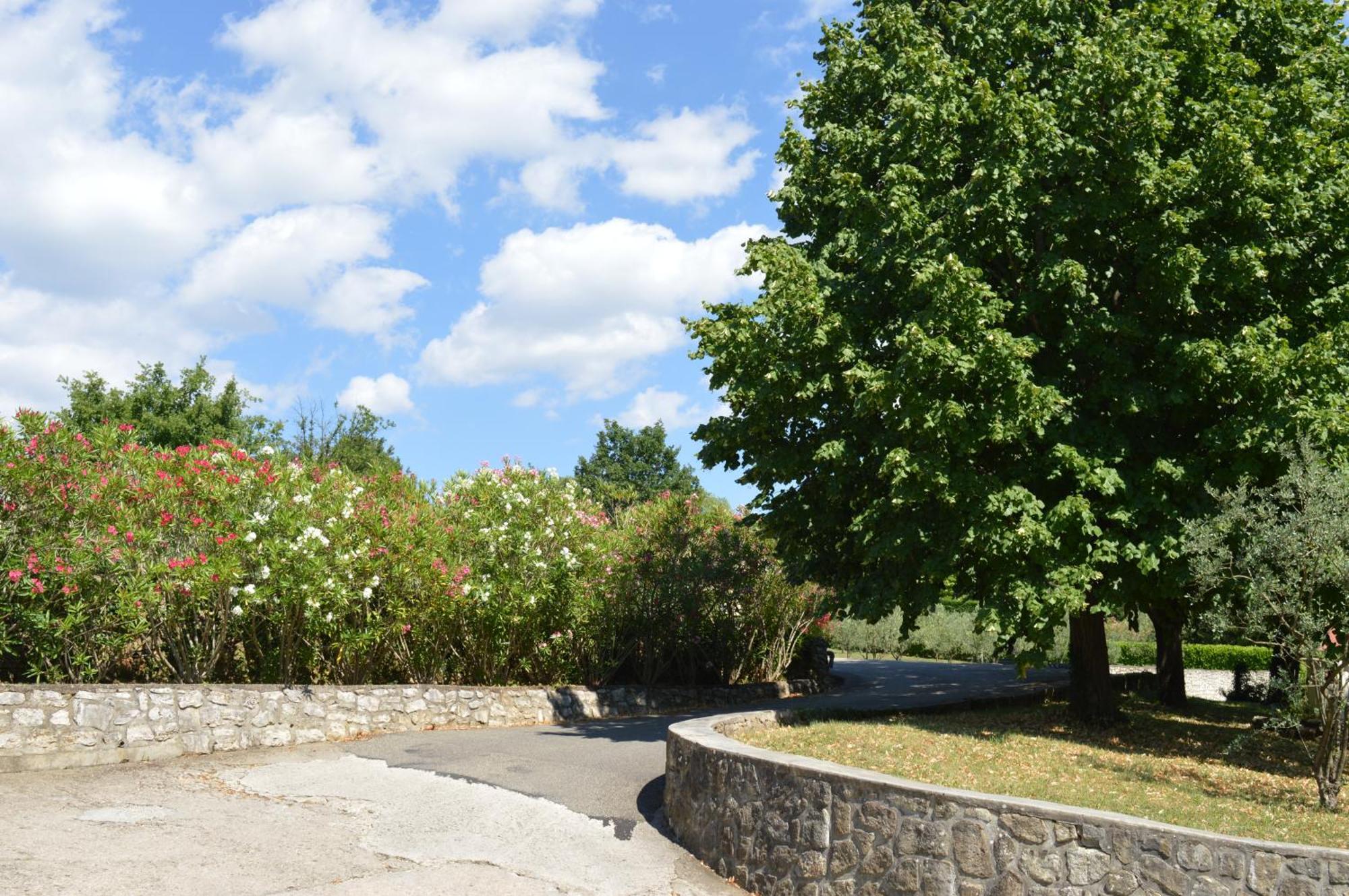 Le Moulin Villa Vallon-Pont-dʼArc Exteriör bild